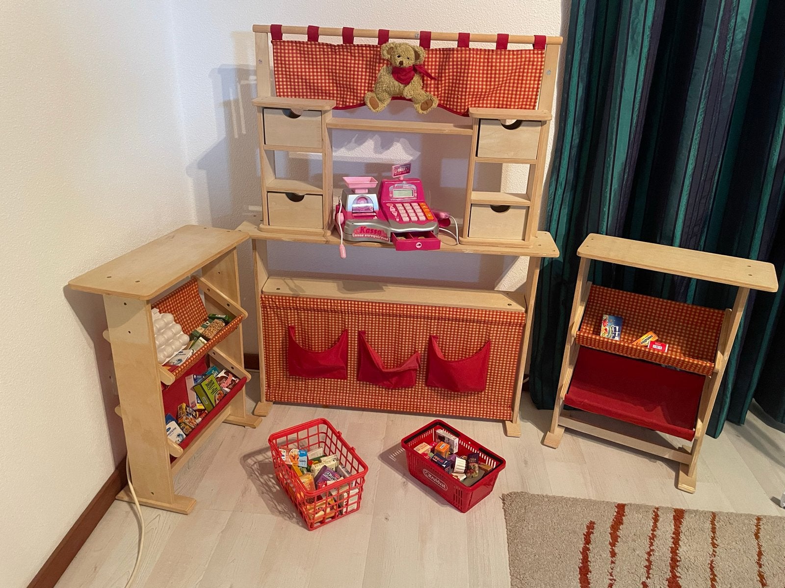 Houten Speelgoedwinkel met Mini's en Mandjes, Kinderen en Baby's, Speelgoed | Houten speelgoed, Ophalen, Zo goed als nieuw, Overige typen