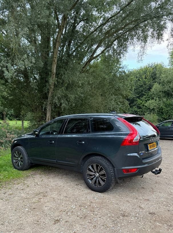 Volvo XC60 2.4 D5 AWD automaat 2009 youngtimer overland, Auto's, 197 €/maand, 2000 kg, Origineel Nederlands, 205 pk