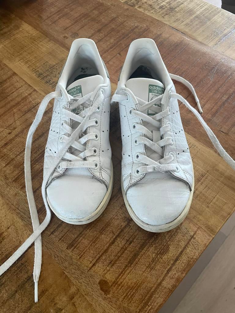 Adidas Stan Smith sneakers - Gedragen met gebruikssporen, Wit, Ophalen of Verzenden, Sneakers of Gympen, Gedragen