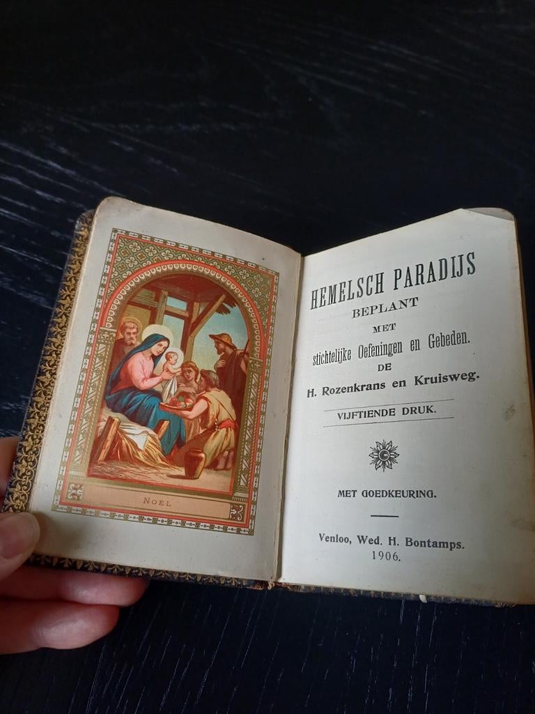 Antiek religieus boek "Hemelsch paradijs 1906", Antiek en Kunst, Ophalen of Verzenden