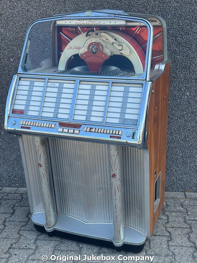 JUKEBOX: rode uitvoering WURLITZER model 1800 jukebox, Ophalen, Gebruikt, 1950 tot 1960, OJC