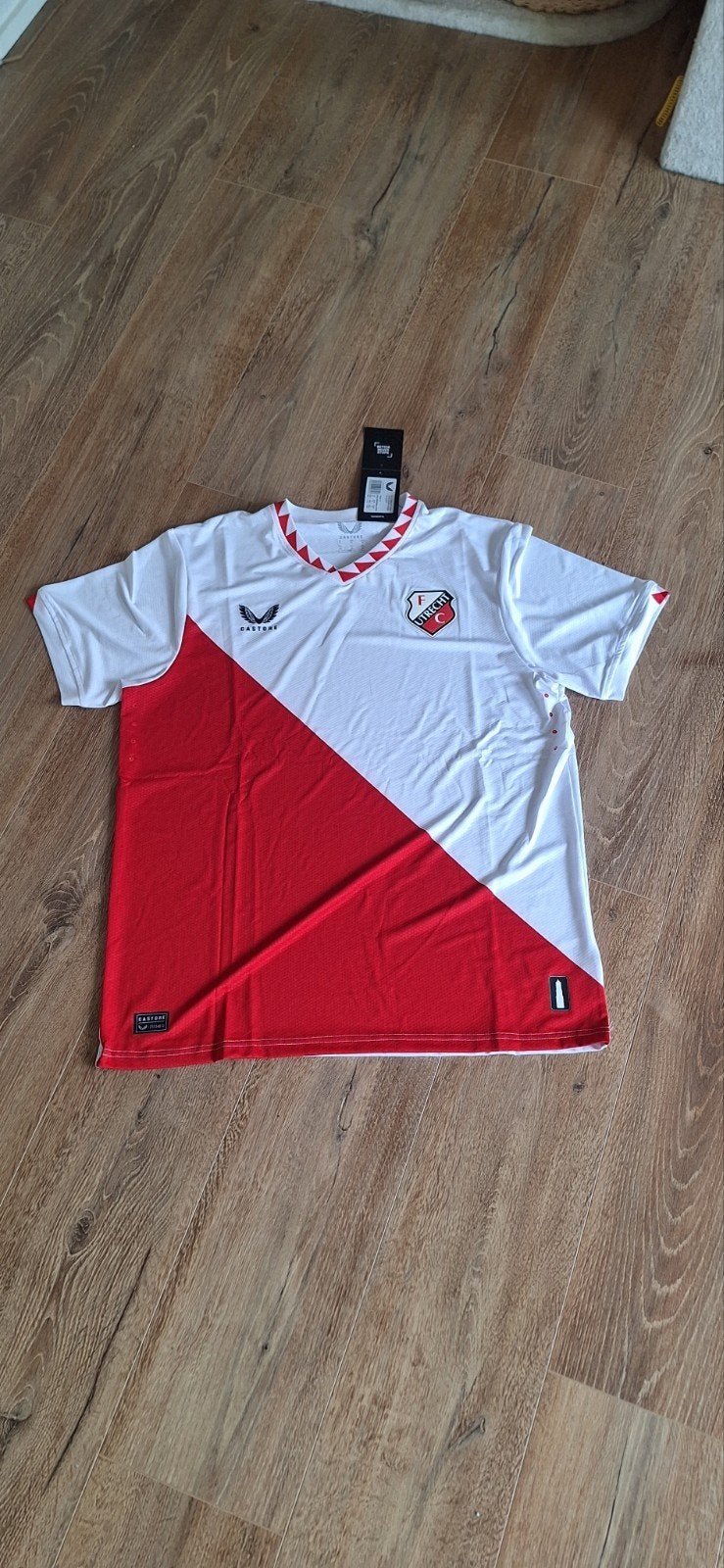 FC Utrecht Castore spelersshirt maat XL – onbedrukt / nieuw, Maat XL, Ophalen of Verzenden, Nieuw, Shirt