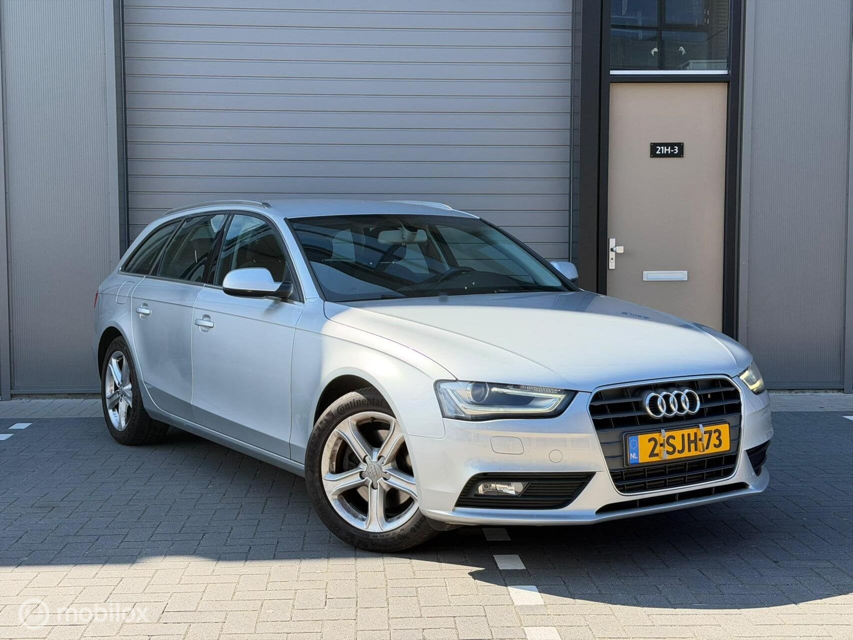 Audi A4 Avant 1.8 TFSI | Dealer OH. | Distributie | LED |, Stof, Gebruikt, Euro 6, 4 cilinders