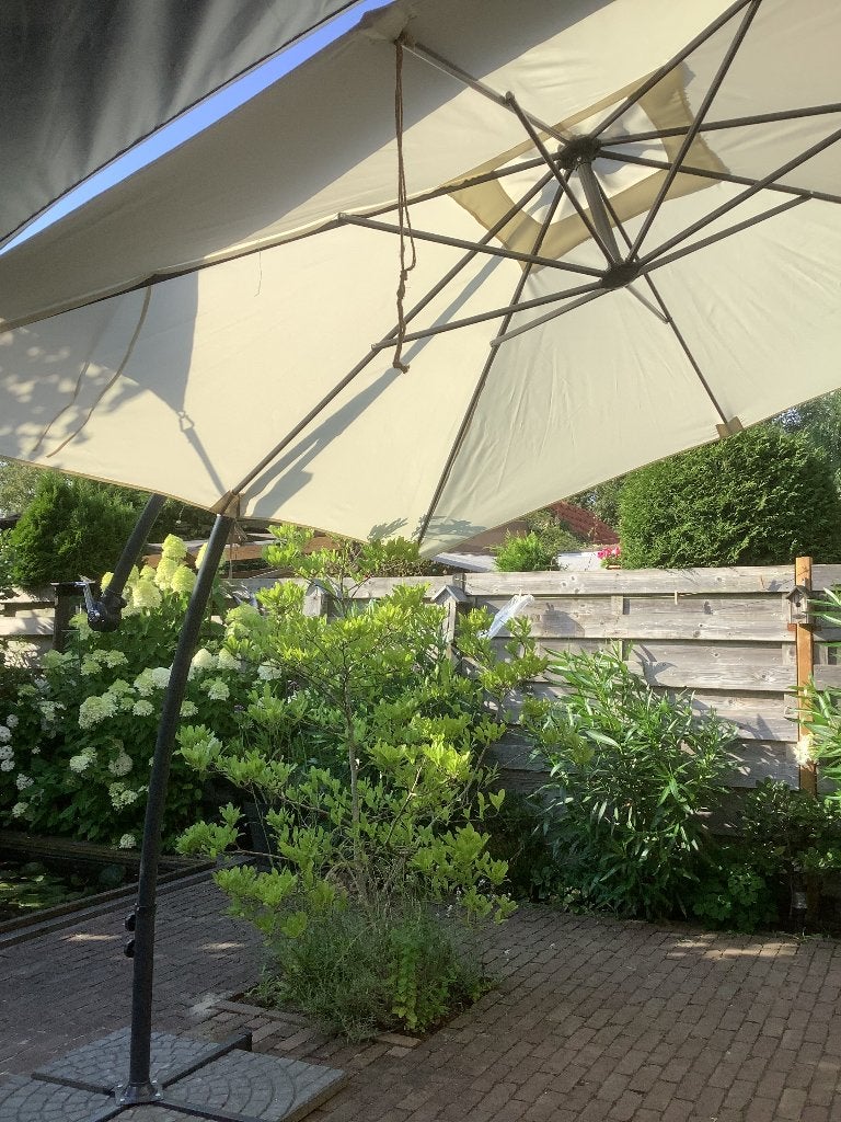 Zweefparasol, Tuin en Terras, Parasols, Ophalen, Zo goed als nieuw, 2 tot 3 meter, Zweefparasol