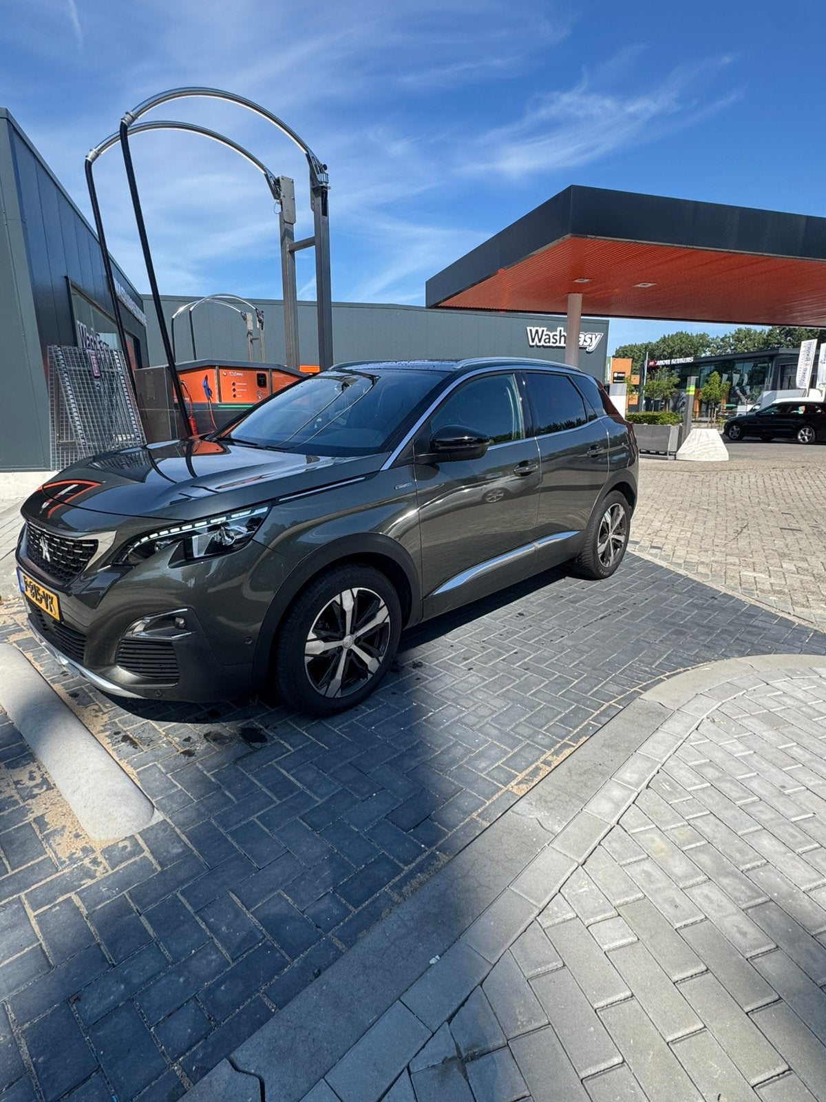 Peugeot 3008 1.2 Puretech 96KW/130PK Eat6 2017 Grijs, Auto's, 1199 cc, 1245 kg, 1200 kg, 3 cilinders