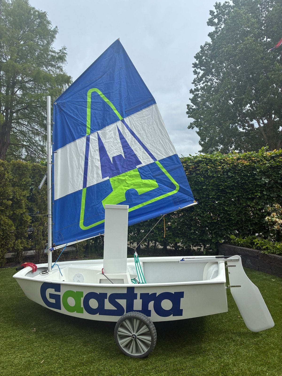 Optimist Gaastra editie met hand-/strandtrailer, Ophalen, Gebruikt, Overige typen, Minder dan 15 m²