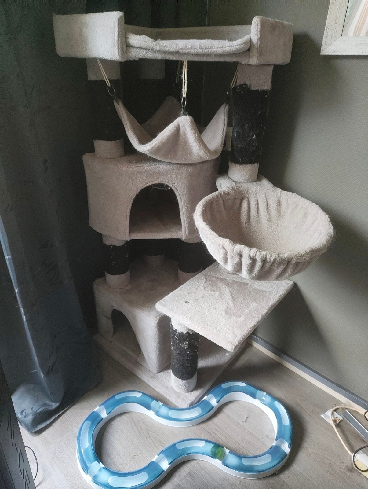 krabpaal met speeltje, Dieren en Toebehoren, Katten-accessoires, Ophalen
