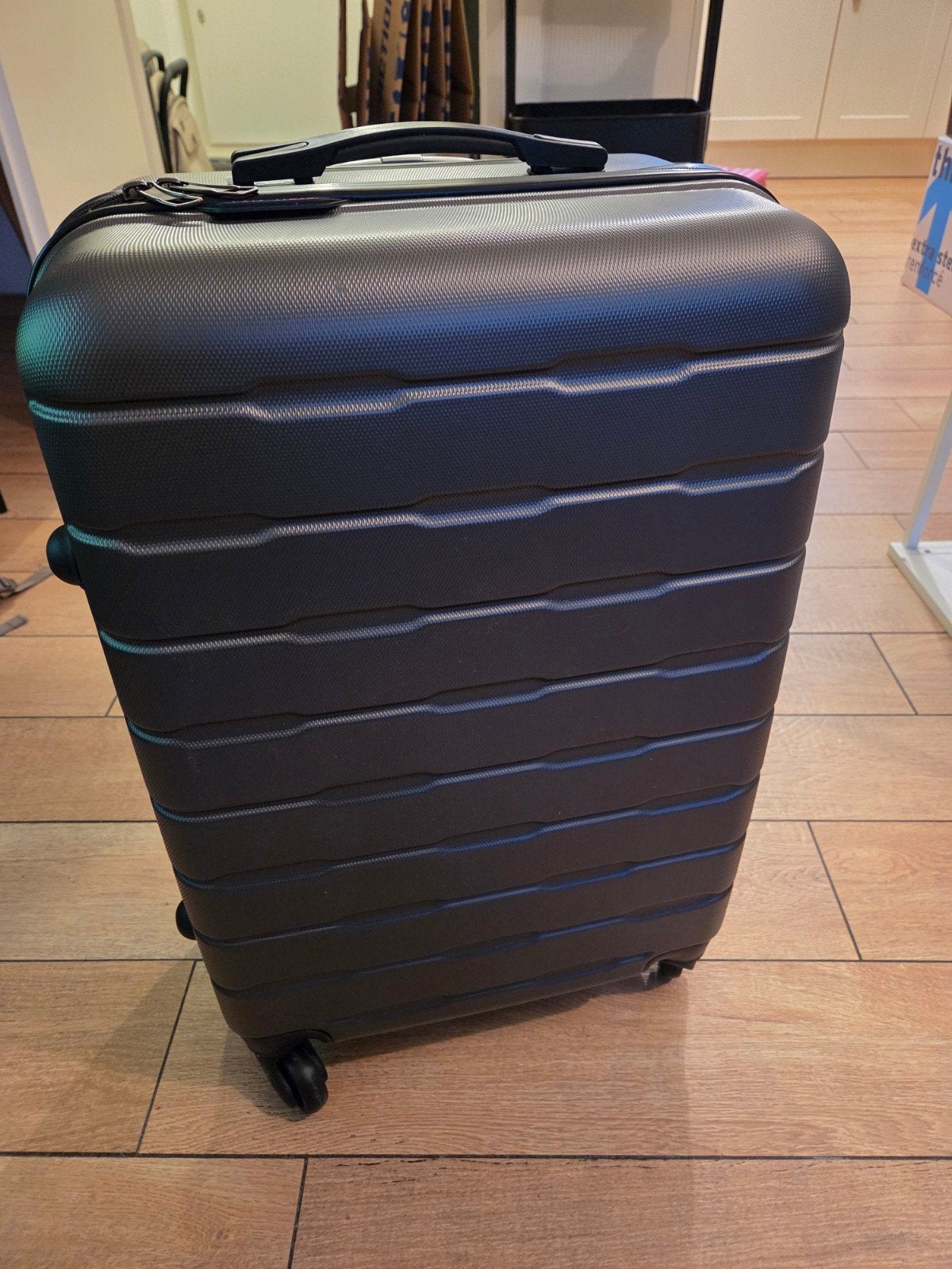 Koffer 63x40x26 nieuw, antraciet, Hard kunststof, Nieuw, Slot, 35 tot 45 cm