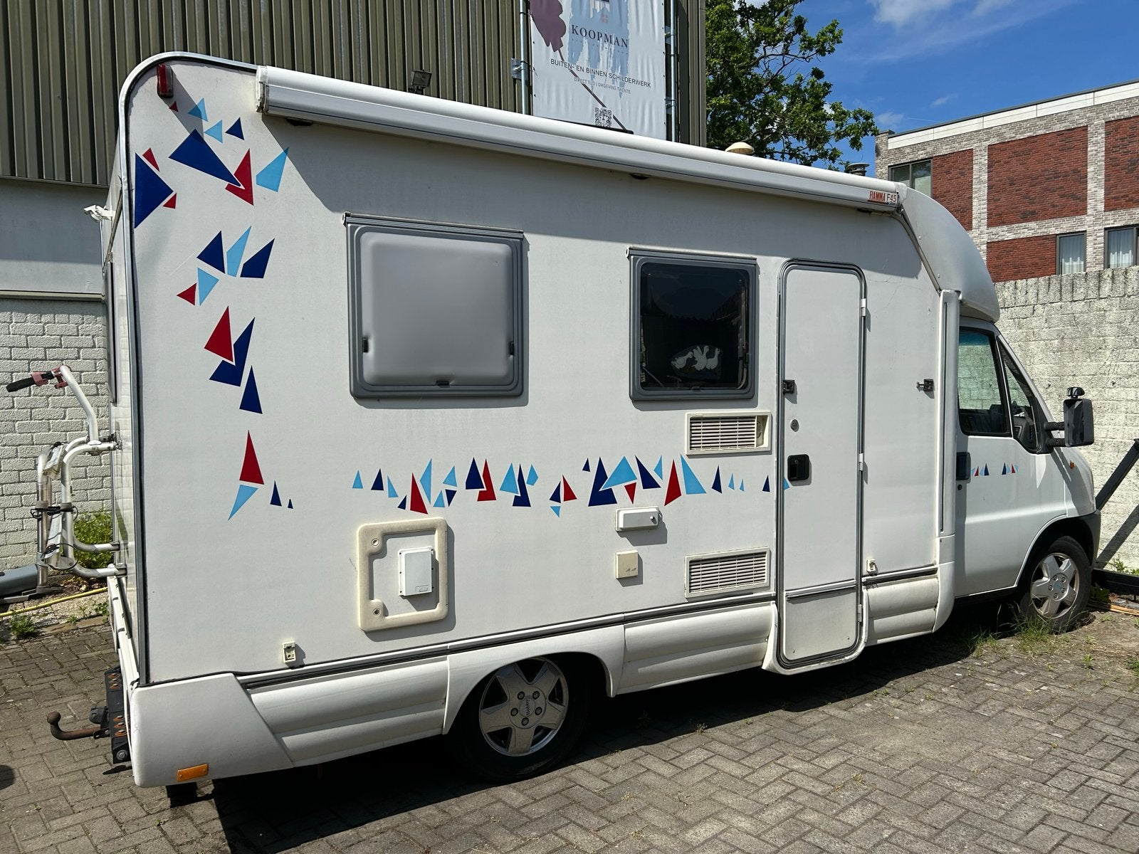 Compacte Fiat Camper 230 BNMAC - met alles aan boord, Caravans en Kamperen, Campers, Buitenlamp, Fiat, Treinzit, Koelkast