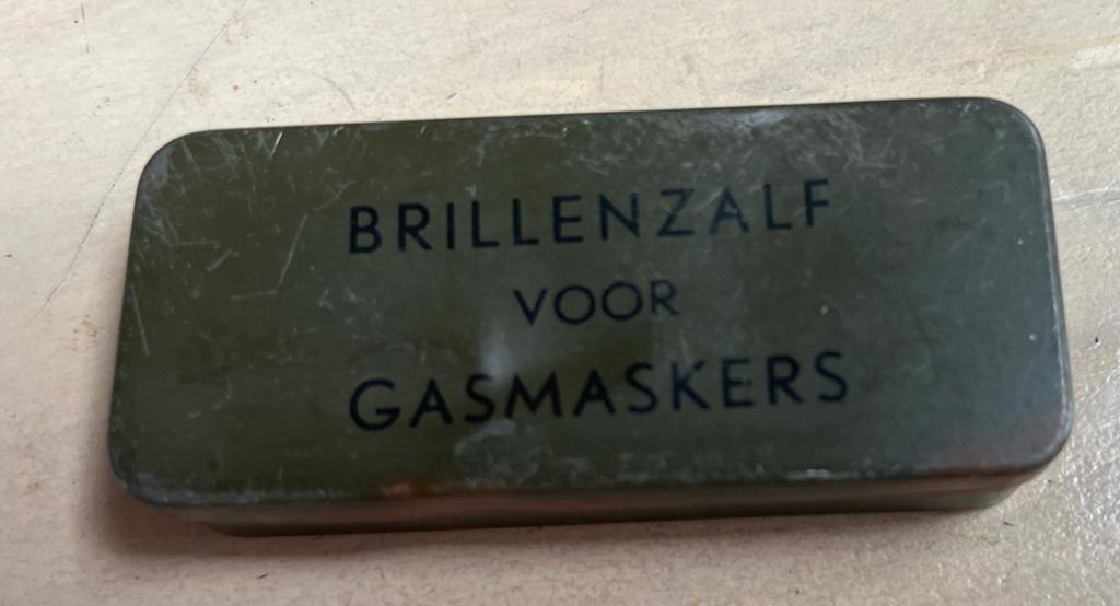 Blikje Brillenzalf voor gasmaskers met inhoud, Ophalen of Verzenden, Overige soorten, Overige gebieden, Overige typen