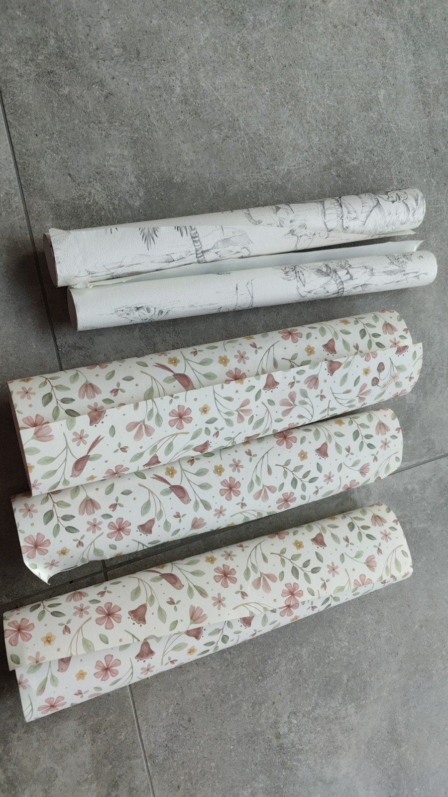 Aangebroken behangrollen voor kinderkamer, Ophalen, Natuurlijk, Zwart, Vliesbehang