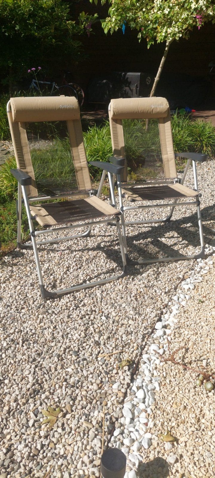 Diverse campinguitrusting: stoelen, matras, koelbox, Ophalen, Gebruikt, Campingstoel