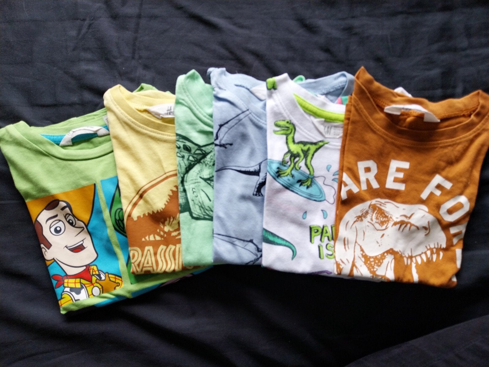 H&M Dino T-shirts Jongen Maat 98/104 (6 stuks), Ophalen of Verzenden, Gebruikt, H&M, Jongen