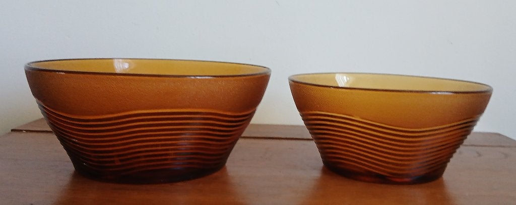 Duralex bärnstenkleurige (amber) glazen schalen Frankrijk, Gebruikt, Overige merken, Ophalen of Verzenden, Overige stijlen