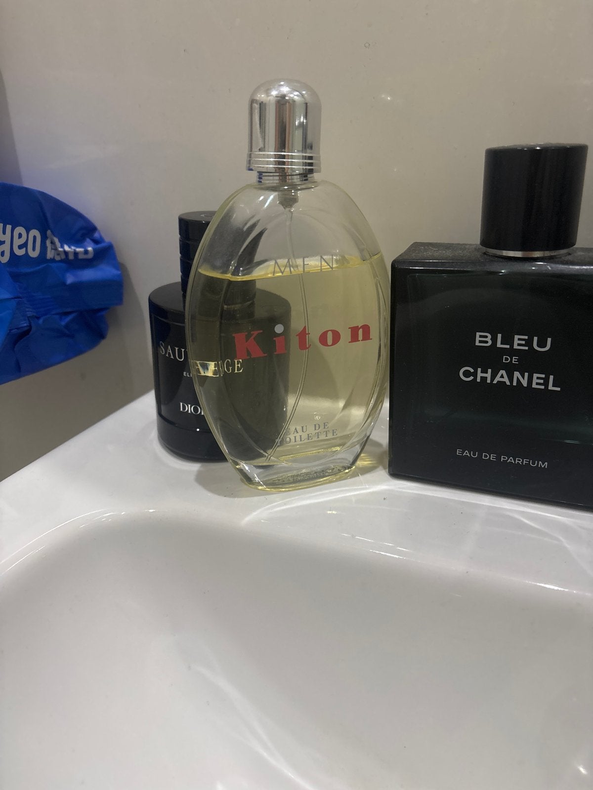 Zeldzame Kiton Eau de Toilette (85% vol) - Collectors item, Sieraden, Tassen en Uiterlijk, Ophalen, Gebruikt