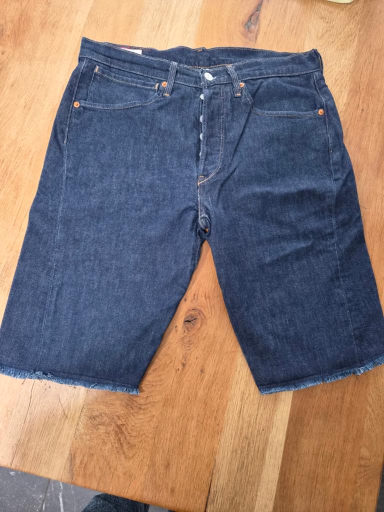 Levis Jeans korte spijkerbroek W32 L34 zgan, Levi Strauss & Co, Blauw, W32 (confectie 46) of kleiner, Ophalen of Verzenden