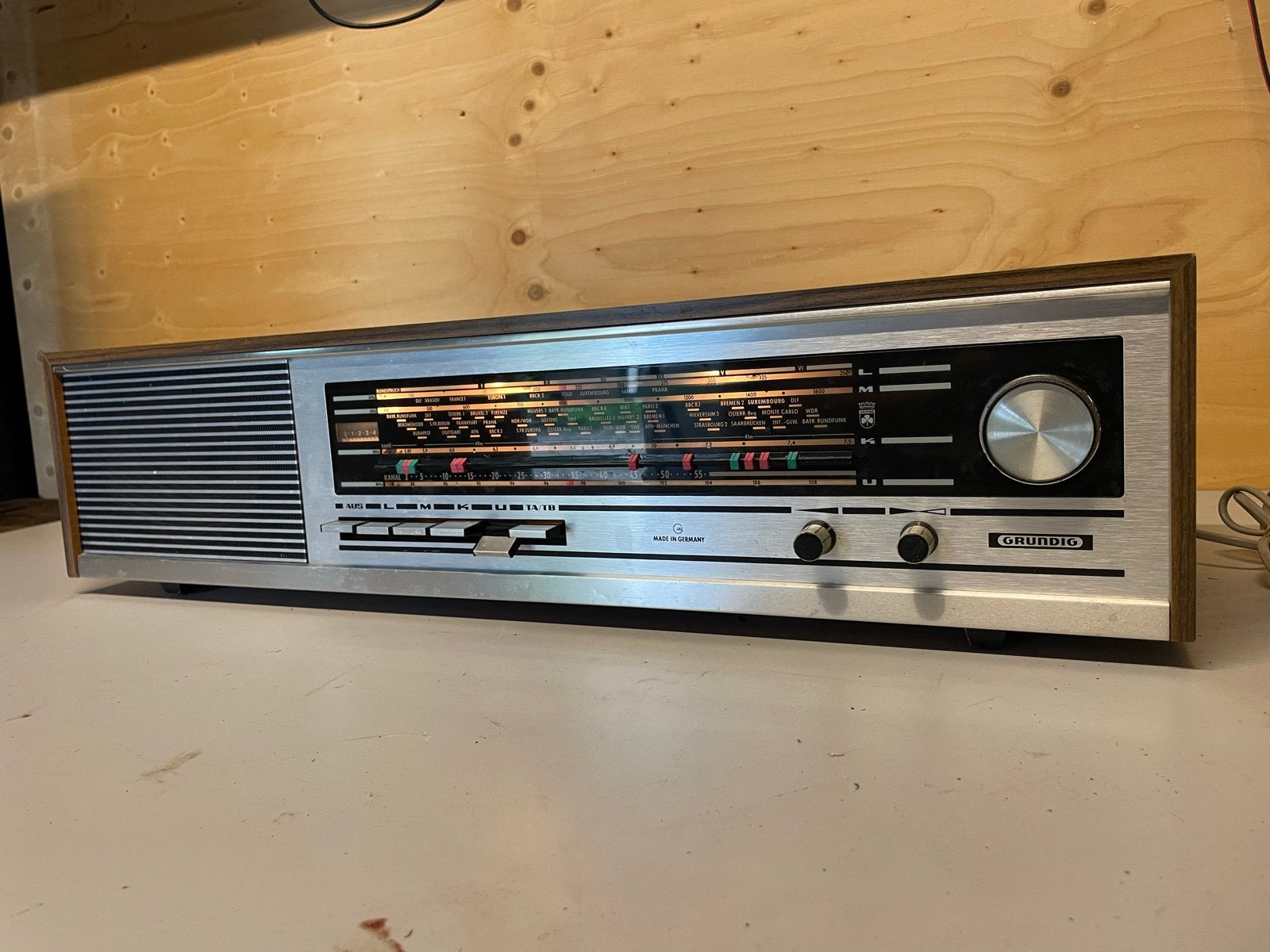 Grundig RF 3311 Alltransistor Radio - Vintage Receiver, Ophalen of Verzenden, Gebruikt, Transistorradio