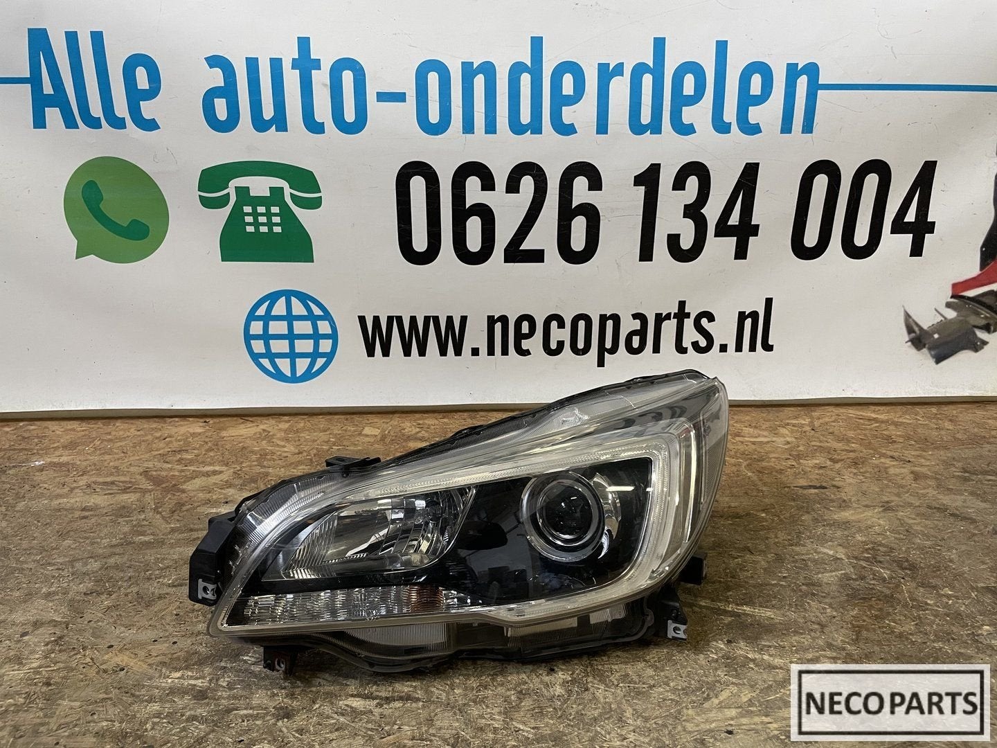 SUBARU FORESTER LED KOPLAMP ALLES LEVERBAAR ORIGINEEL !!!, Subaru, Gebruikt, -, -