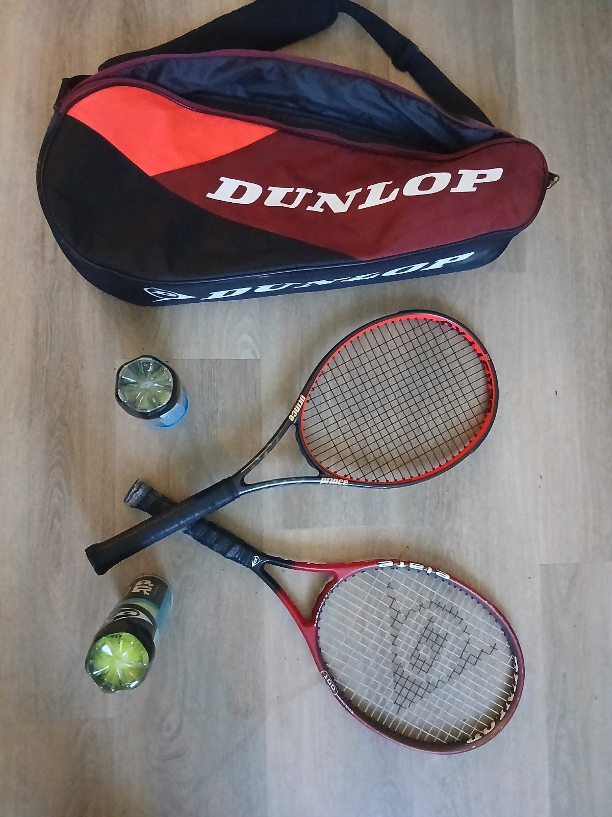 Tennis set: 2 rackets, tas en 5 ballen (Prince & Dunlop), Sport en Fitness, Tennis, Ophalen, Gebruikt, Racket, Dunlop