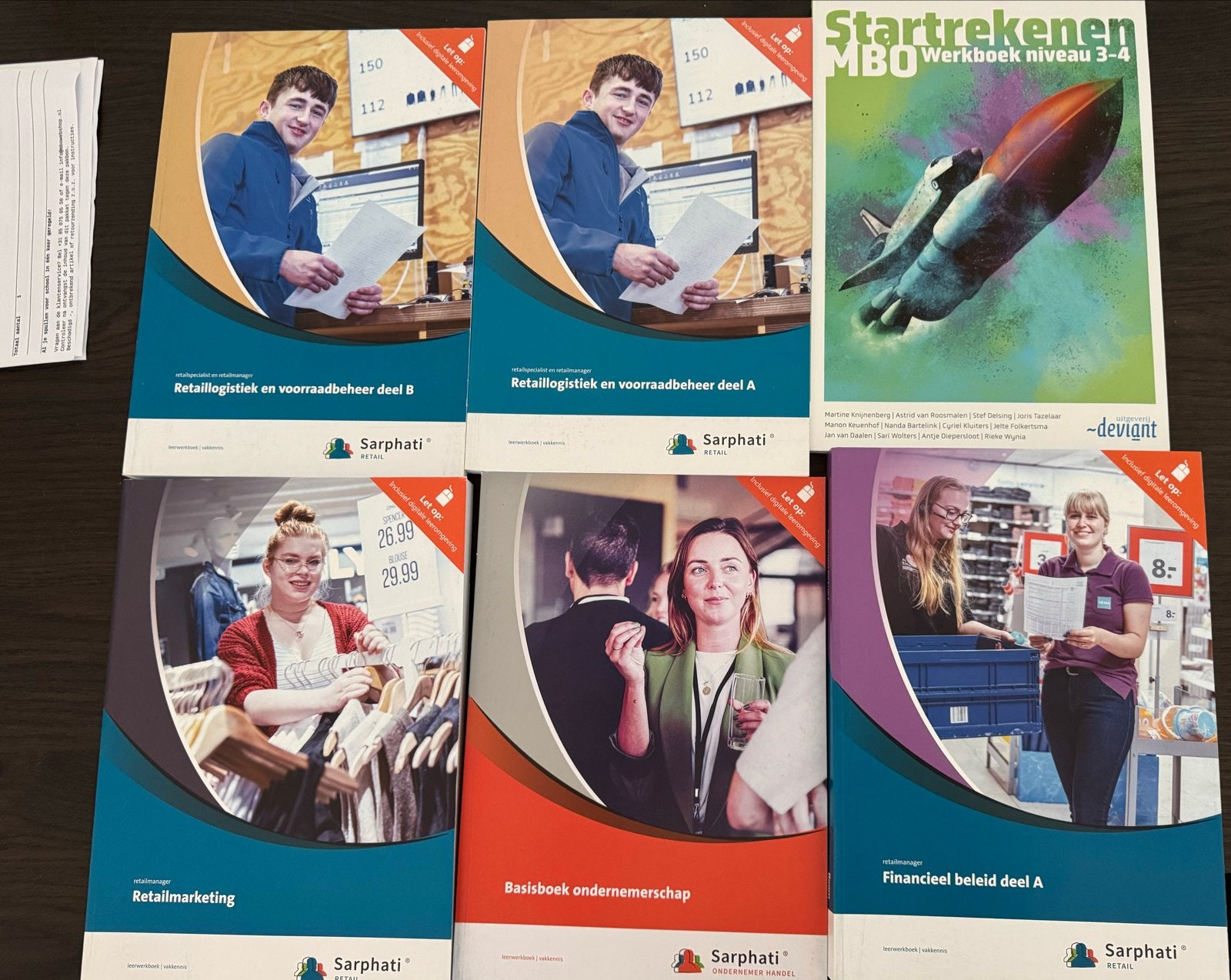 MBO Retail boekenpakket Sarphati Retail en Startrekenen, Boeken, Ophalen of Verzenden, Nieuw, Overige niveaus, Overige vakken