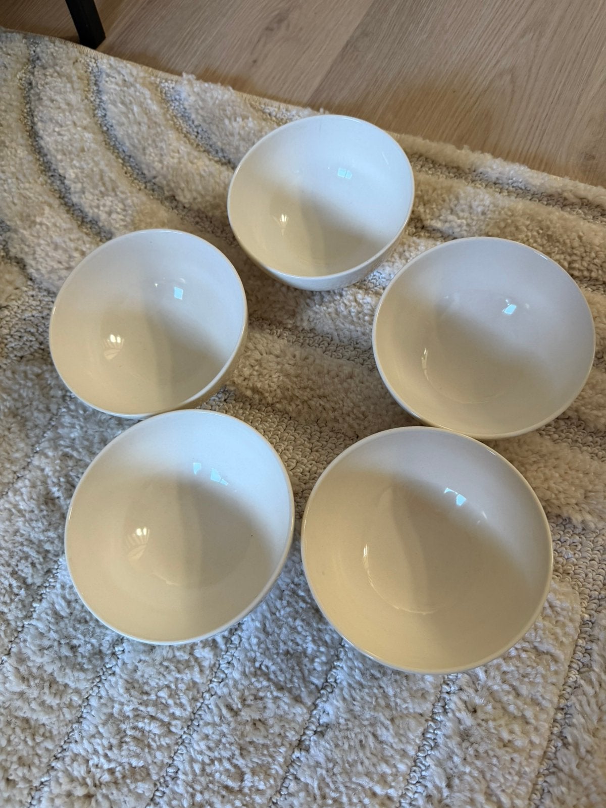 5 witte schaaltjes, Ophalen, Overige stijlen, Porselein, Schaal of Schalen