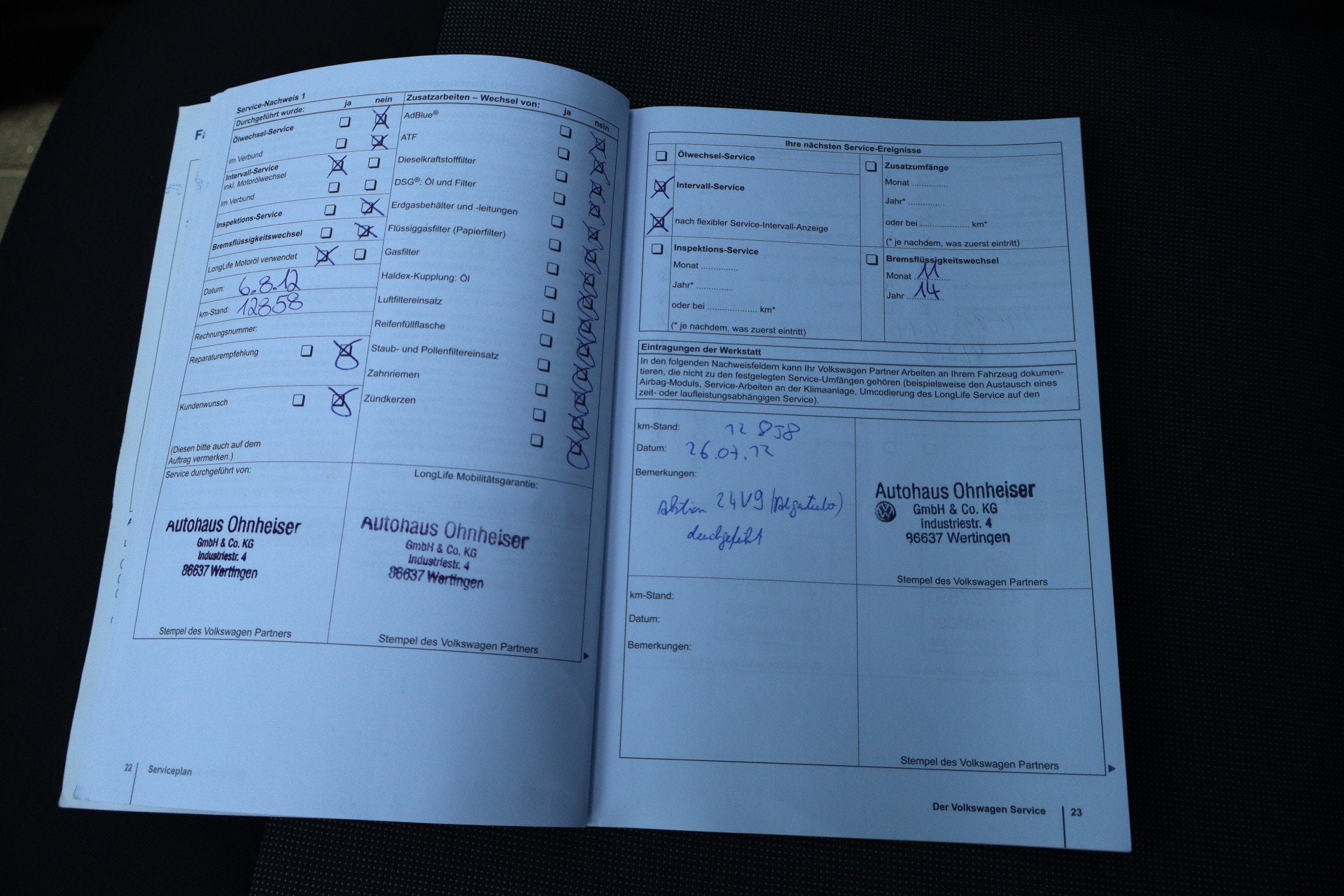Volkswagen Polo 1.2 TSI Highline Panoramadak/Stoelverwarming, Auto's, Voorwielaandrijving, Stof, Zwart, Wit