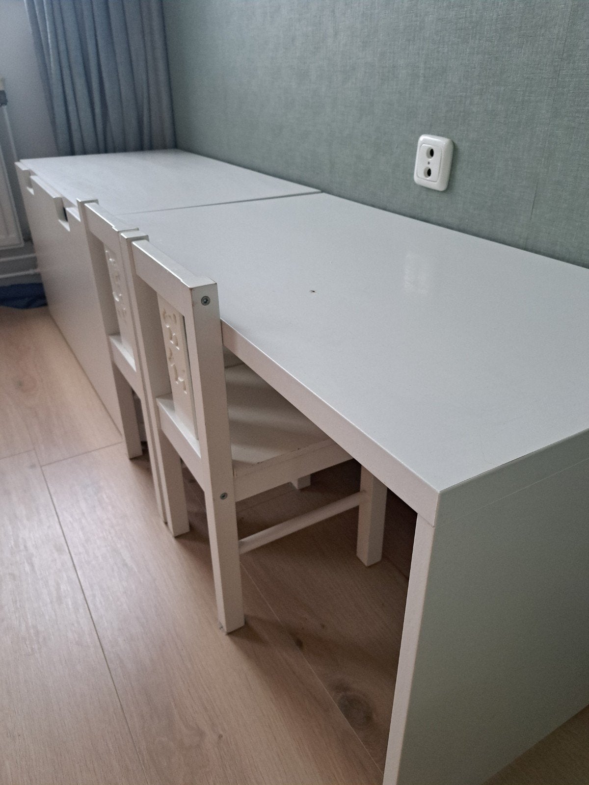 Ikea smastad speelgoedkist en tafel met 2 stoeltjes, Ophalen, Gebruikt, Kast