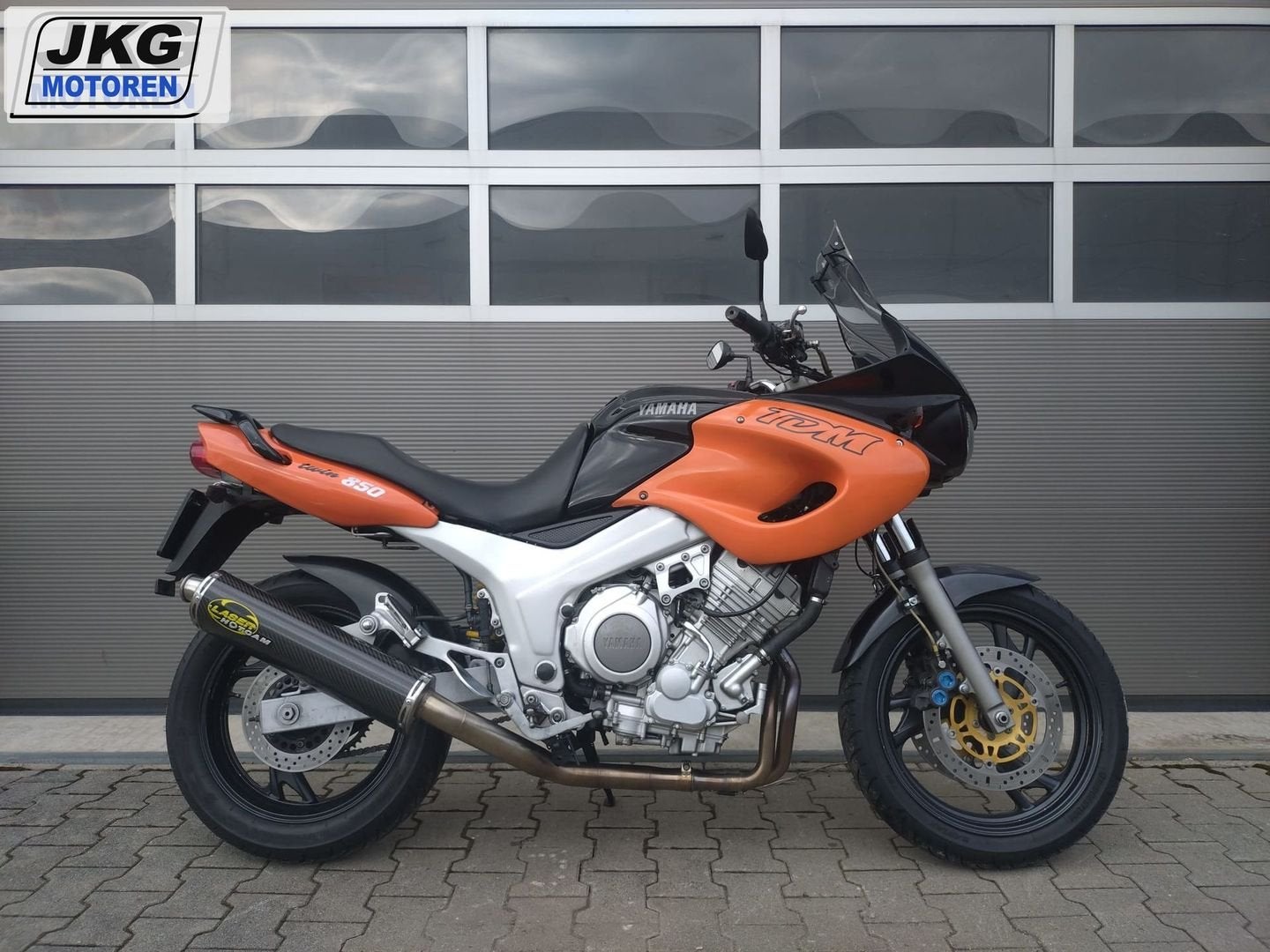 YAMAHA TDM 850 (bj 2001) 84,939 km Topstaat, 2 cilinders, 849 cc, Motorrijbewijs A, Bedrijf