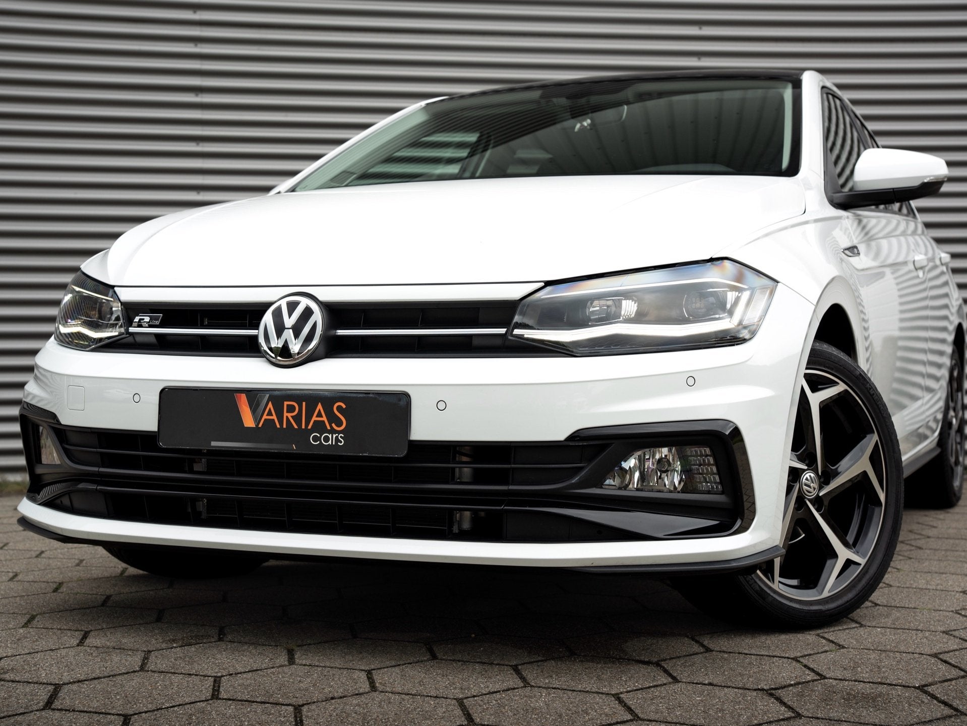 Volkswagen Polo 1.0 TSI Highline Business R Pano Camera Navi, Stof, Gebruikt, 95 pk, Wit