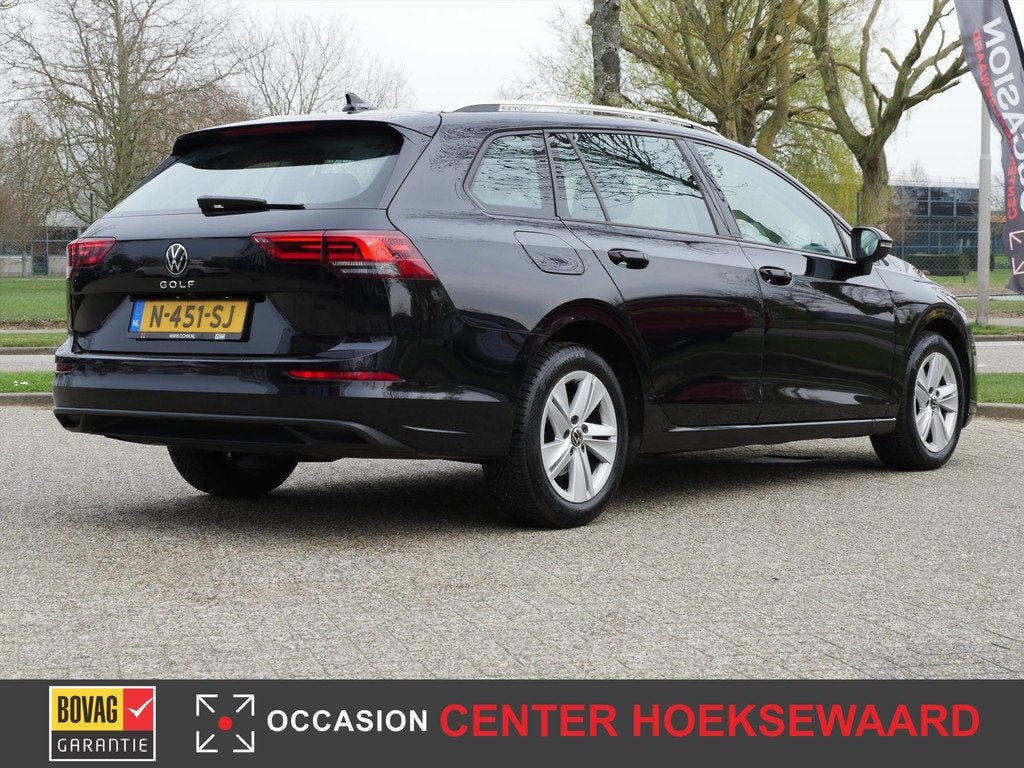 VOLKSWAGEN Golf Variant 1.0 TSI 110pk Life | Camera | Carpla, Auto's, Keurmerk '100% Onderhouden', 12 maanden, Stof, Gebruikt
