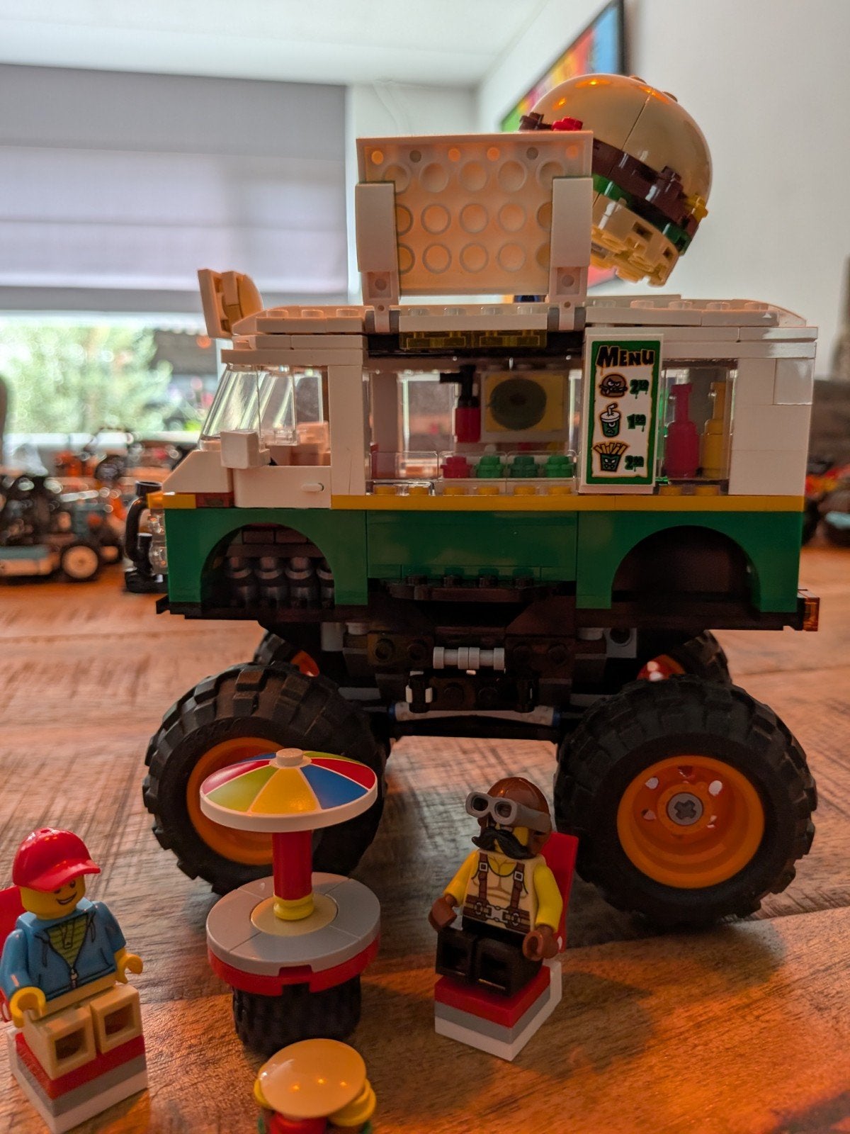 Foto 3 van 12 Lego voertuigen