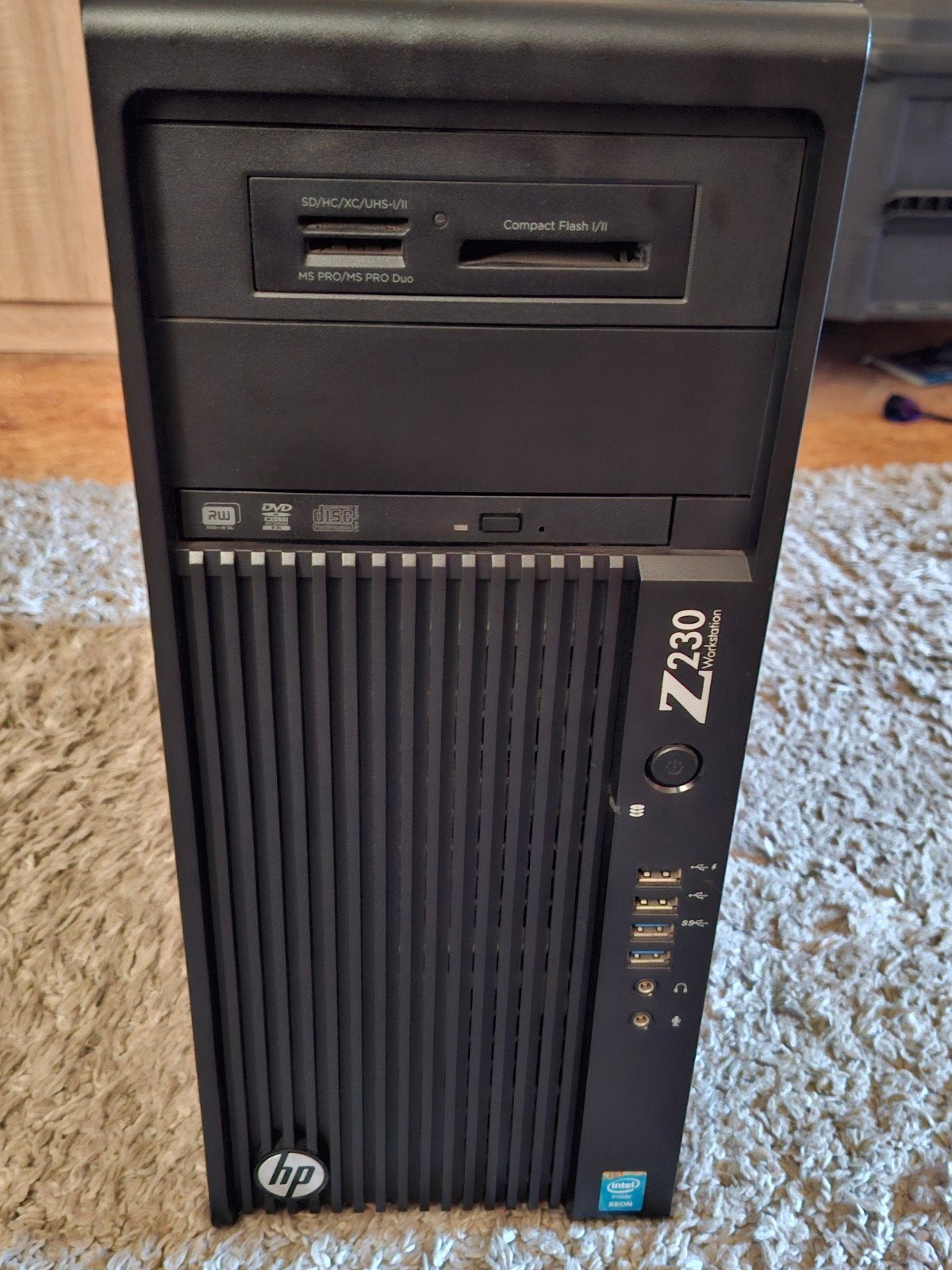 HP Z230 Workstation PC Xeon E3-1226/8GB Ram/1TB SSHD, Computers en Software, Desktop Pc's, Ophalen of Verzenden, Zo goed als nieuw