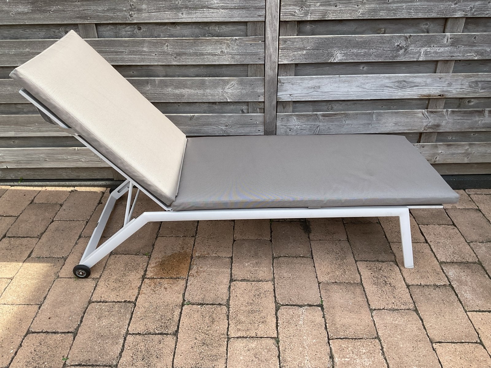 Ligbed met kussen en wielen - verstelbaar Life type Mallorca, Ophalen, Gebruikt, Aluminium, Verstelbaar