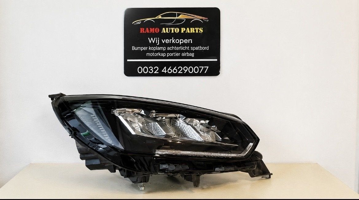 KOPLAMP PEUGEOT 2008 ECO LED ORIGINEEL 9833036180 RECHTS VAN, Gebruikt, -, -, Ophalen of Verzenden