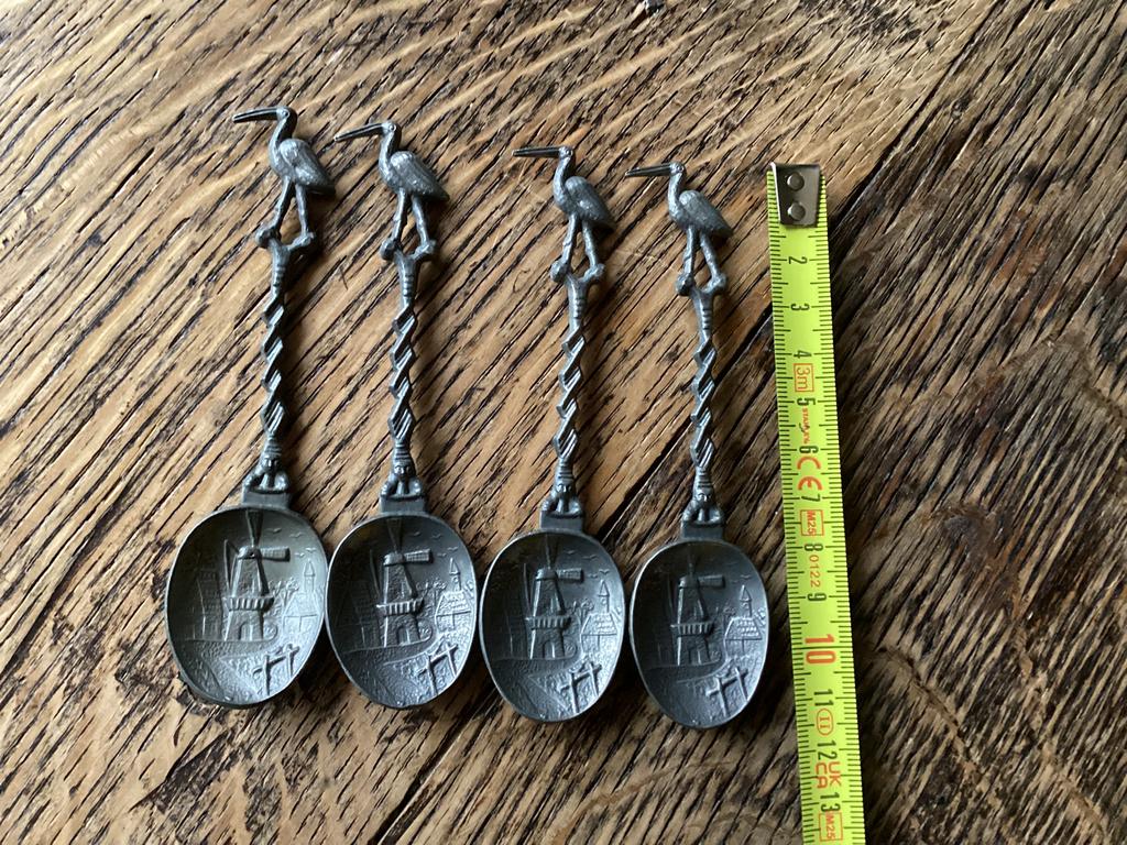 Tinnen lepeltjes 4 stuks voor, € 4, Ophalen of Verzenden