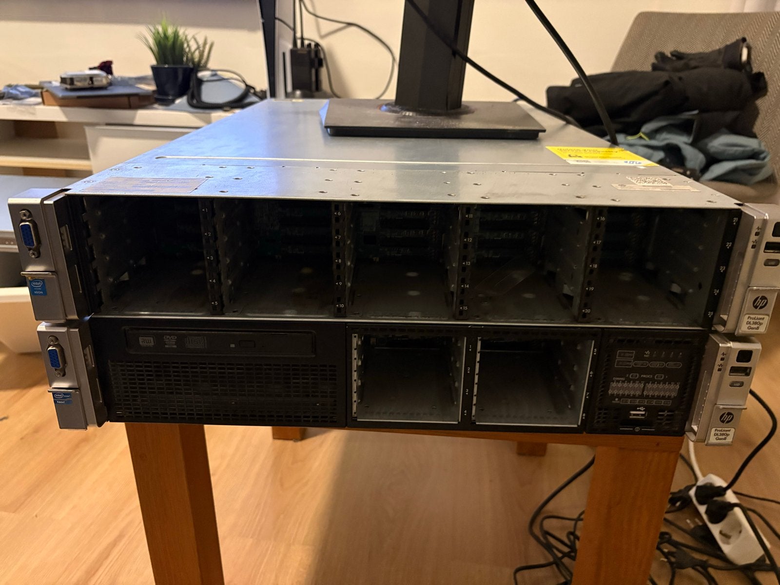 2x HP DL380p Gen8 Server - 256GB - Zie omschrijving., Computers en Software, Ophalen, Gebruikt, Hot swappable onderdelen, 256 GB