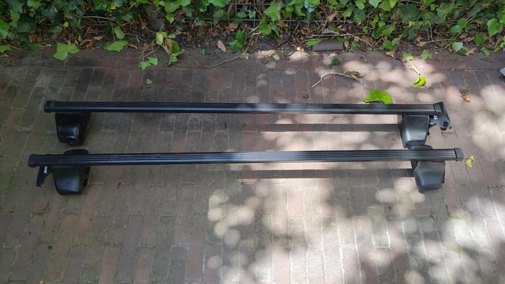 Thule dakdragers Skoda Rapid etc, Ophalen, Gebruikt