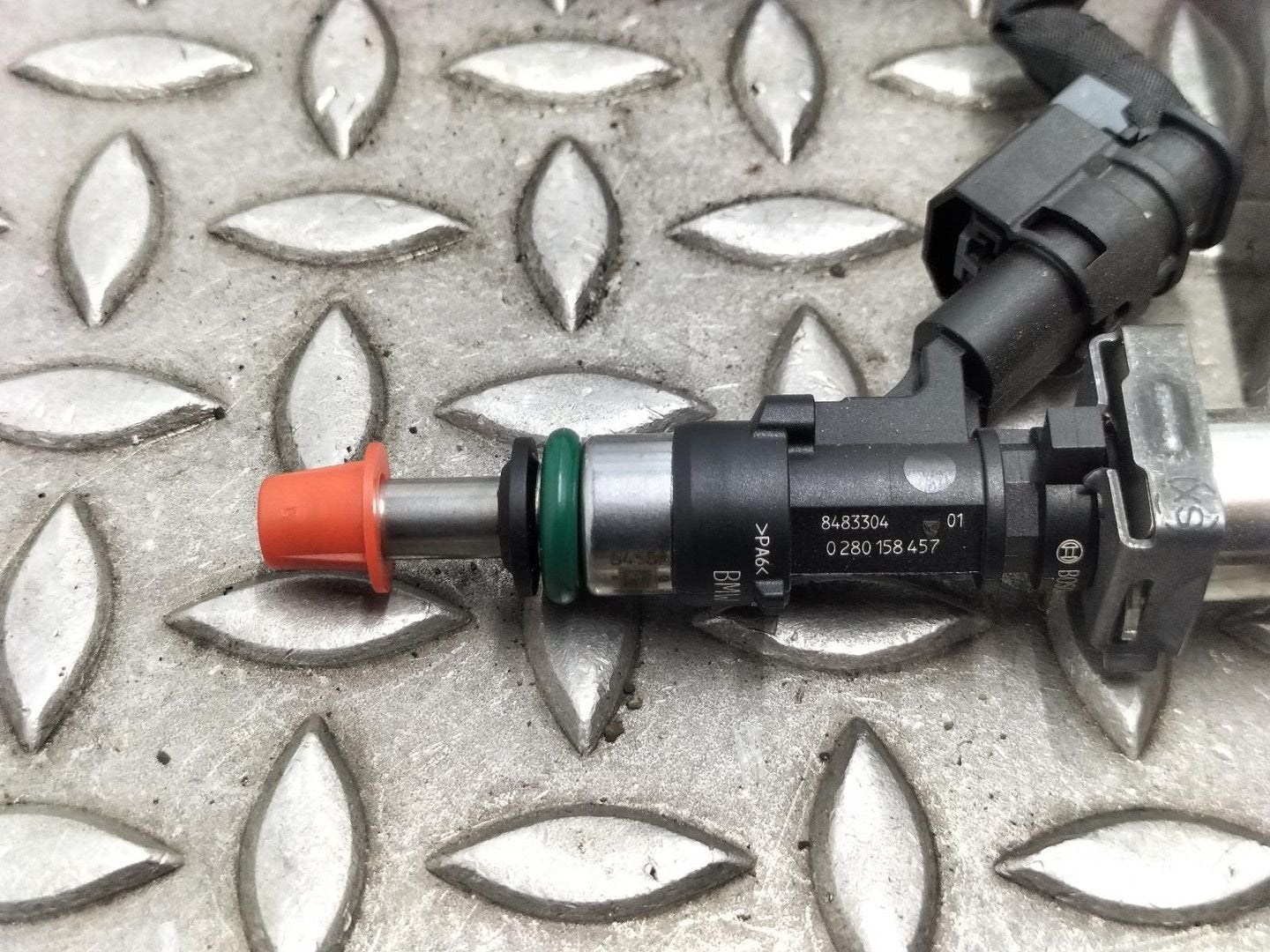BMW 5 SERIES BRANDSTOF INJECTOR / VERSTUIVER 13538483304 202, Ophalen of Verzenden, Gebruikt, Stiba lid