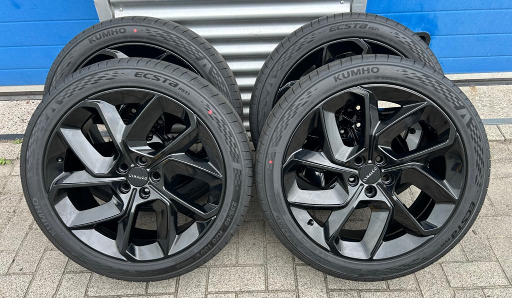 Zgan 20 inch Lynk & Co 235-45-20 zomerbanden XC40 en V9CC, Gebruikt, Banden en Velgen, Ophalen of Verzenden, 235 mm