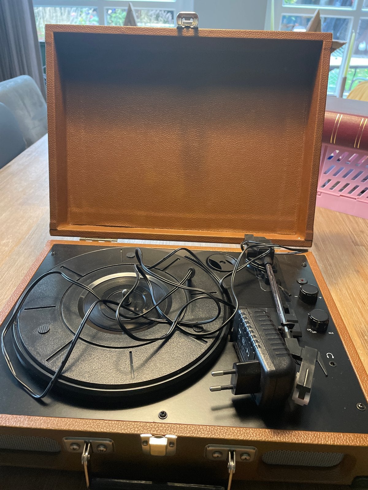 Soundmaster PL580 Platenspeler in koffer - Bruin, Ophalen, Zo goed als nieuw, Platenspeler, Overige merken