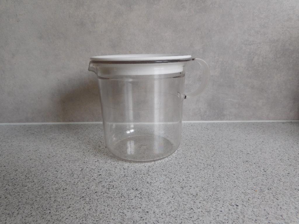 Tupperware Exclusieve Melkkan los deksel Wit, Ophalen of Verzenden, Zo goed als nieuw, Wit, Beker of Kan