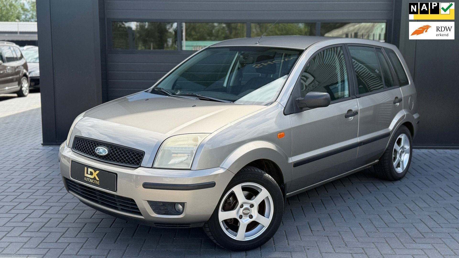 Ford Fusion 1.6-16V Trend 1e Eigenaar|Trekhaak|NAP!, Voorwielaandrijving, 1596 cc, Gebruikt, 49 €/maand