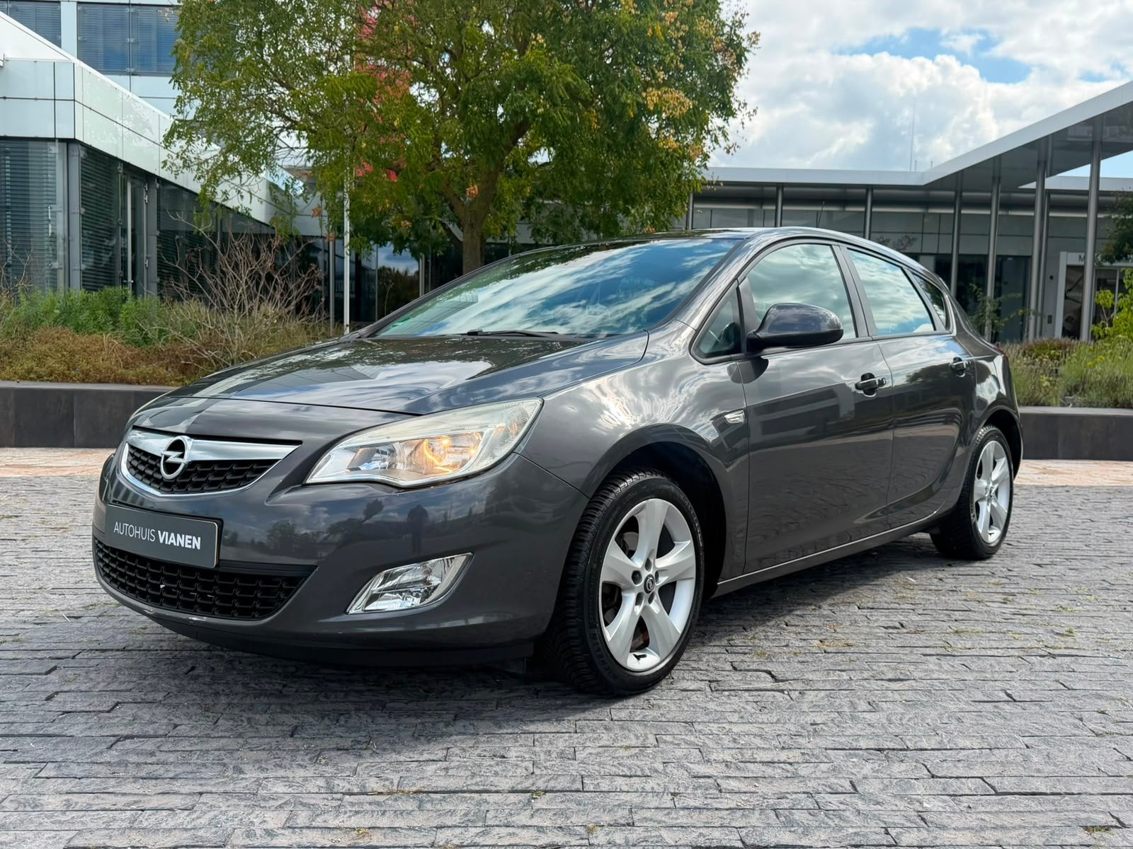 Opel Astra 1.4 Edition / Airco / 5 Deurs / Lm velgen /, Auto's, Voorwielaandrijving, Euro 5, 101 pk, Gebruikt