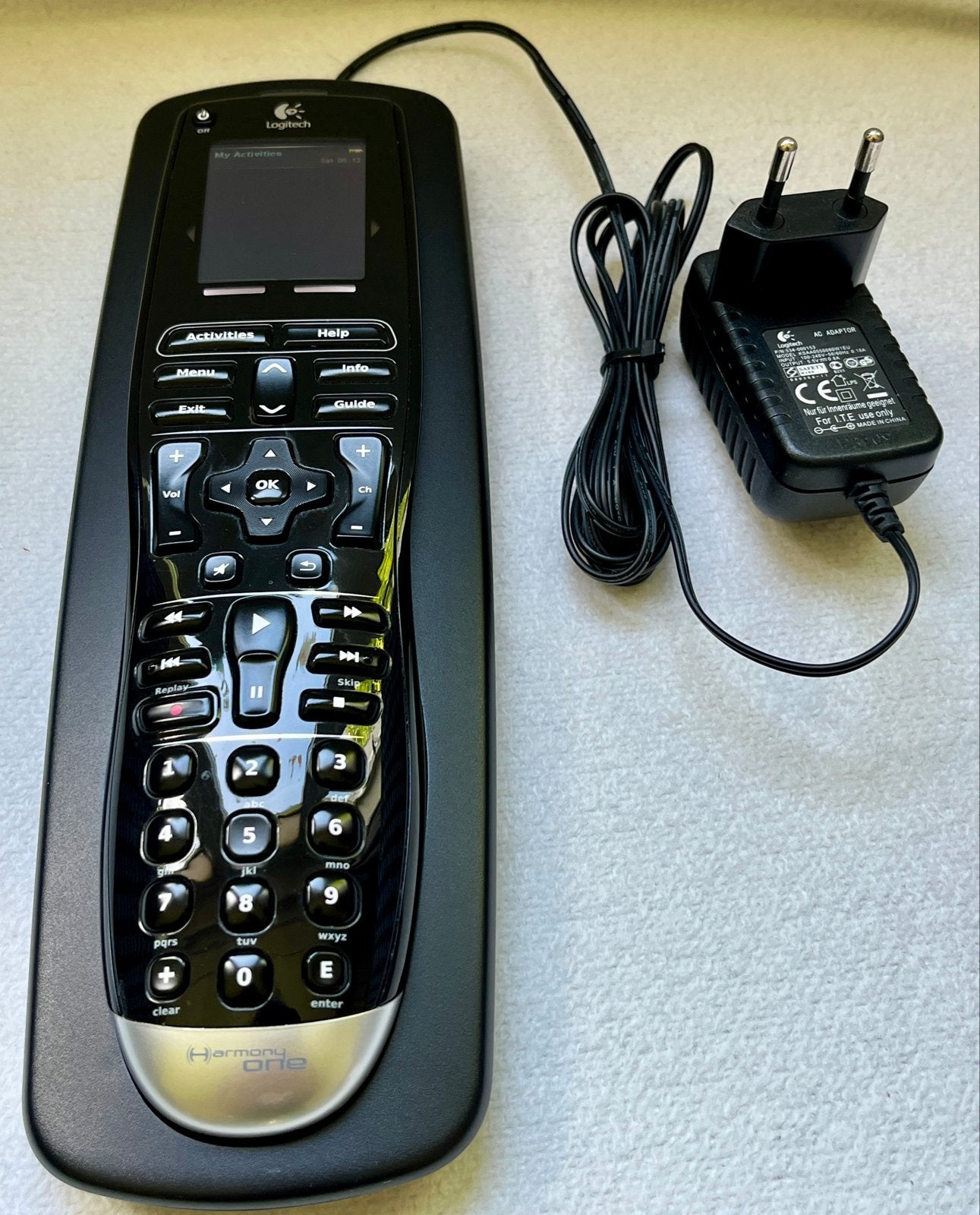Logitech Harmony One afstandsbediening met oplader, Game console, Universeel, Ophalen of Verzenden, Zo goed als nieuw