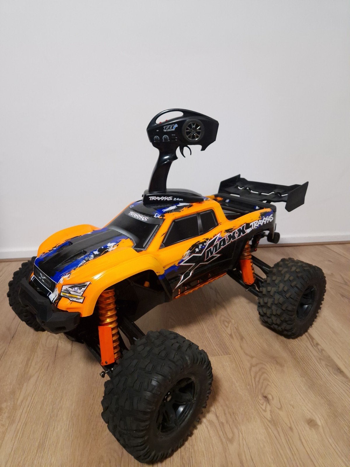 traxxas xmaxx 8s met upgrades (hobbywing, widekit, etc), Elektro, Auto offroad, Ophalen of Verzenden, Zo goed als nieuw
