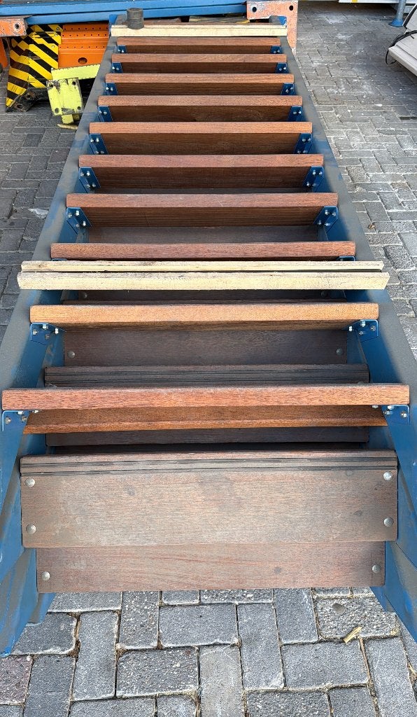 4 stuks stalen trap met hardhouten treden | rechte steektrap, Doe-het-zelf en Verbouw, Ladders en Trappen, Ophalen, Gebruikt, Trap