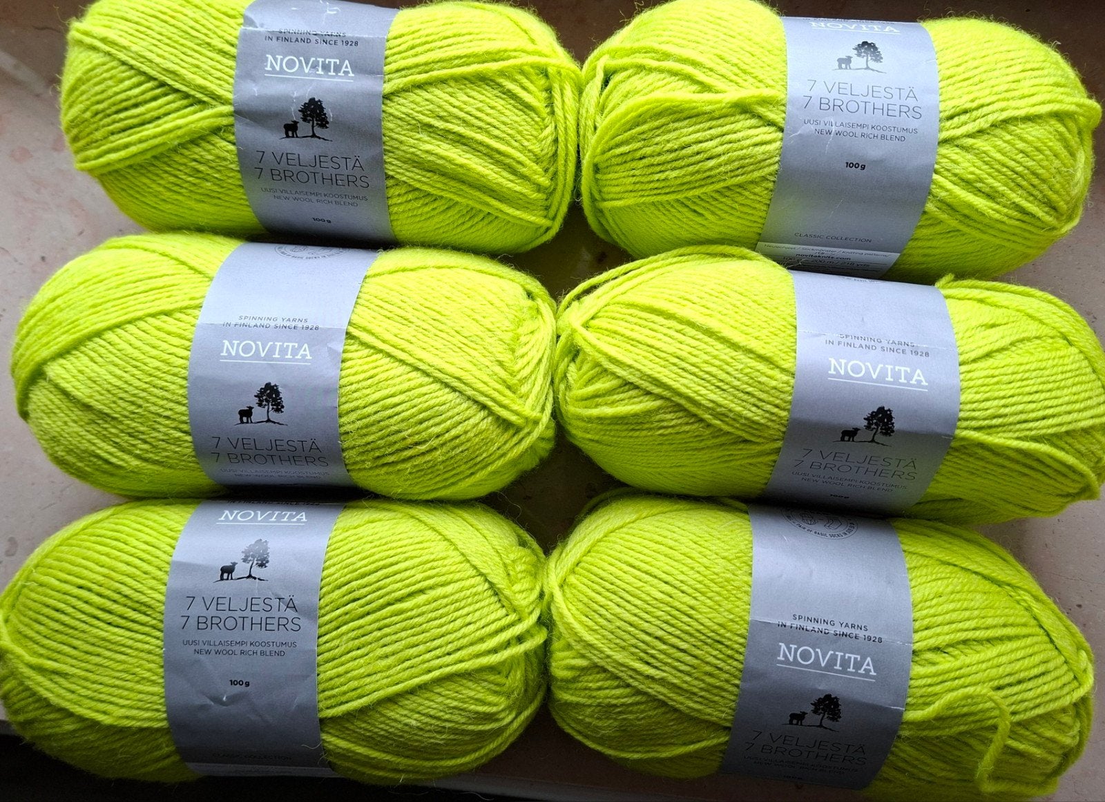 6x100 gr novita 80% wol (zie omschrijving), Nieuw, Ophalen of Verzenden, Novita, Breien