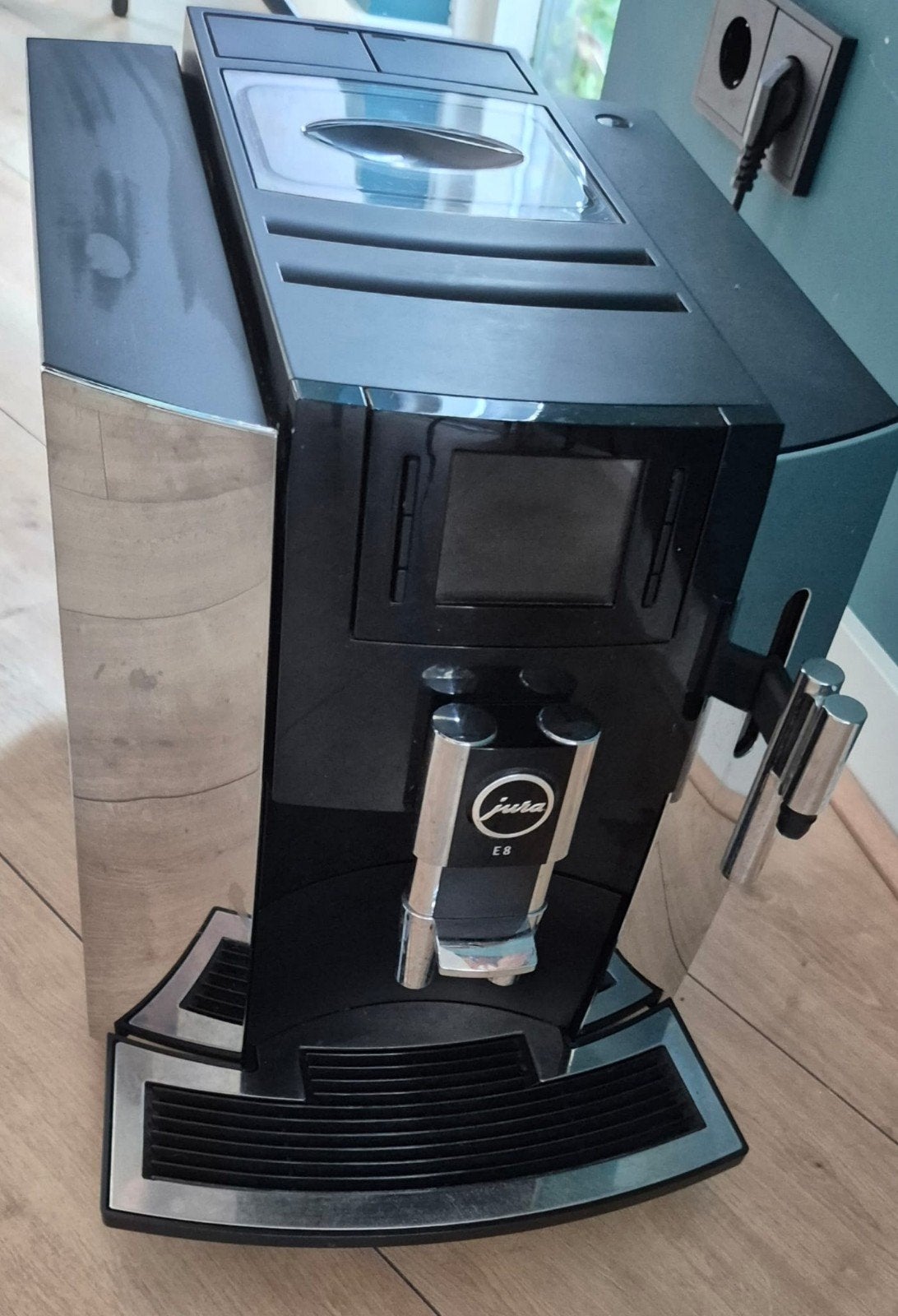 Jura E8 Koffiemachine - Valt uit, Witgoed en Apparatuur, Stoompijpje, Koffiemachine, Niet werkend, Koffiebonen