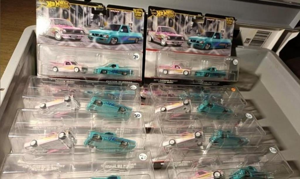 1:64 HotWheels Car Culture Nissan Datsun Sunny trucken, S, Auto, R, Nieuw