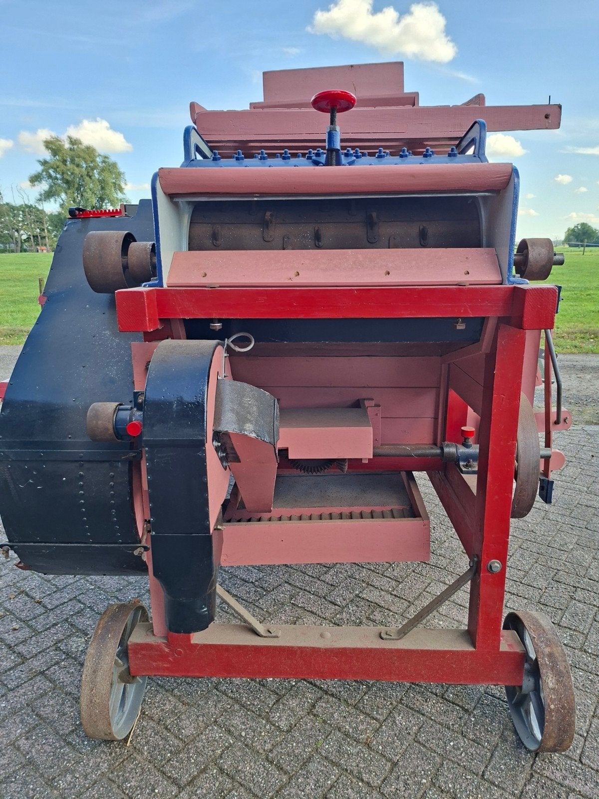 Antieke dorstkast - De Rooij Nuenen Komet, Ophalen, Akkerbouw, Graan